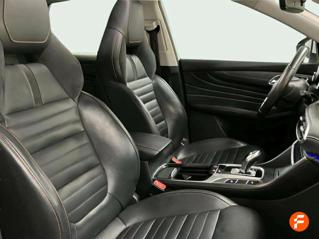 Foto MG HS 11