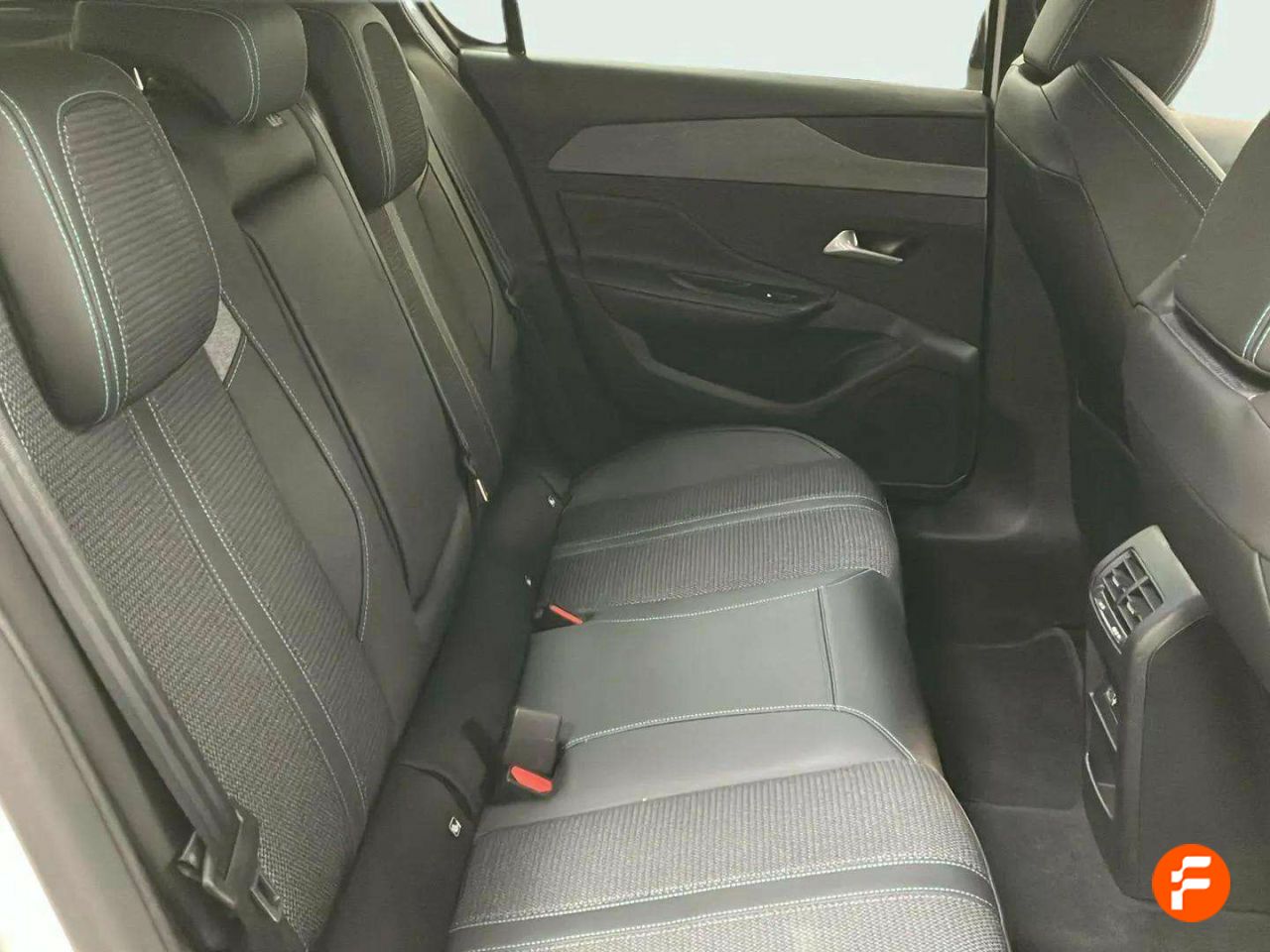 Foto Peugeot 308 13
