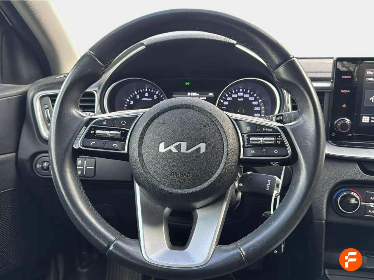 Foto Kia XCeed 10