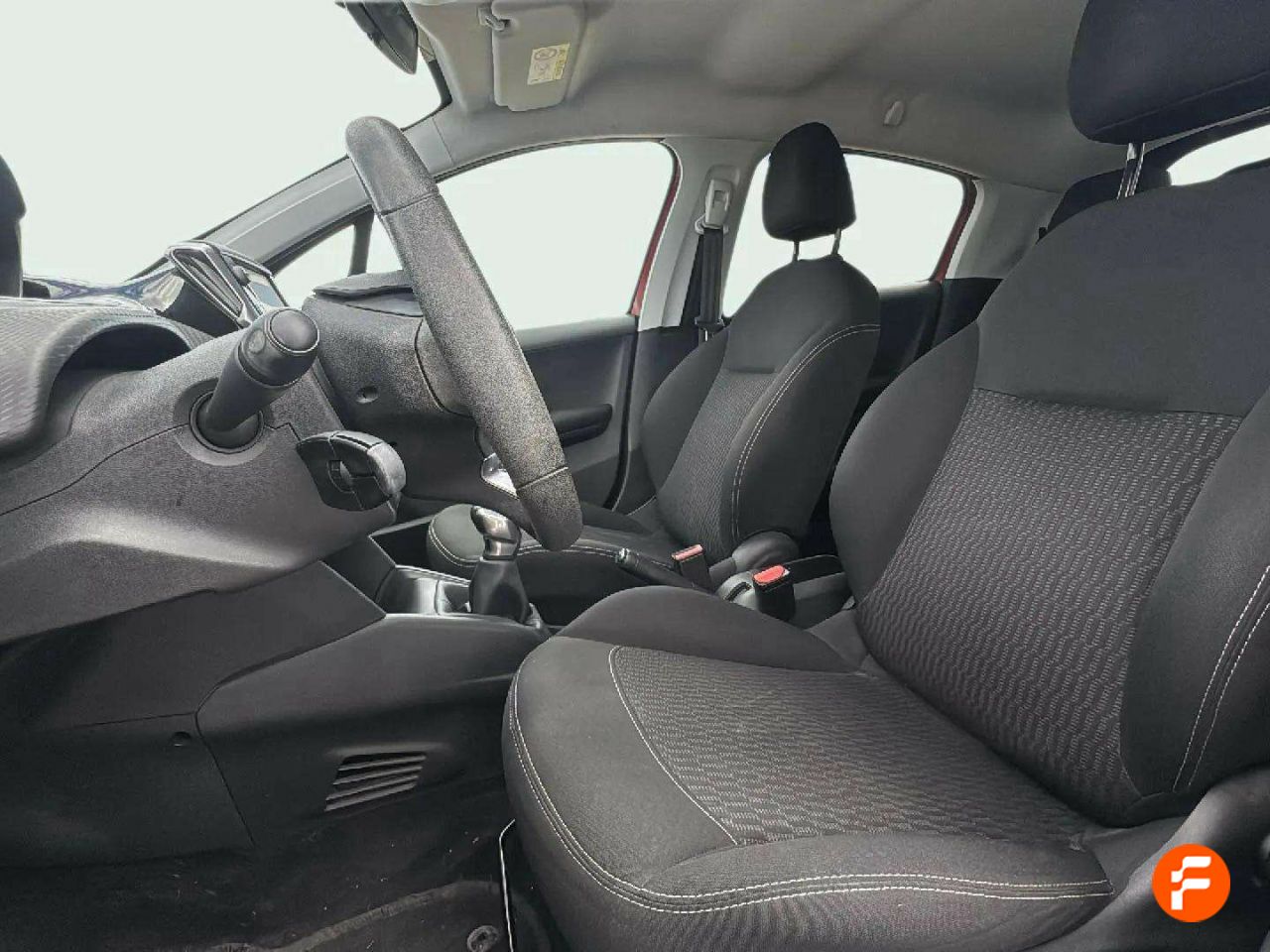 Foto Peugeot 208 13