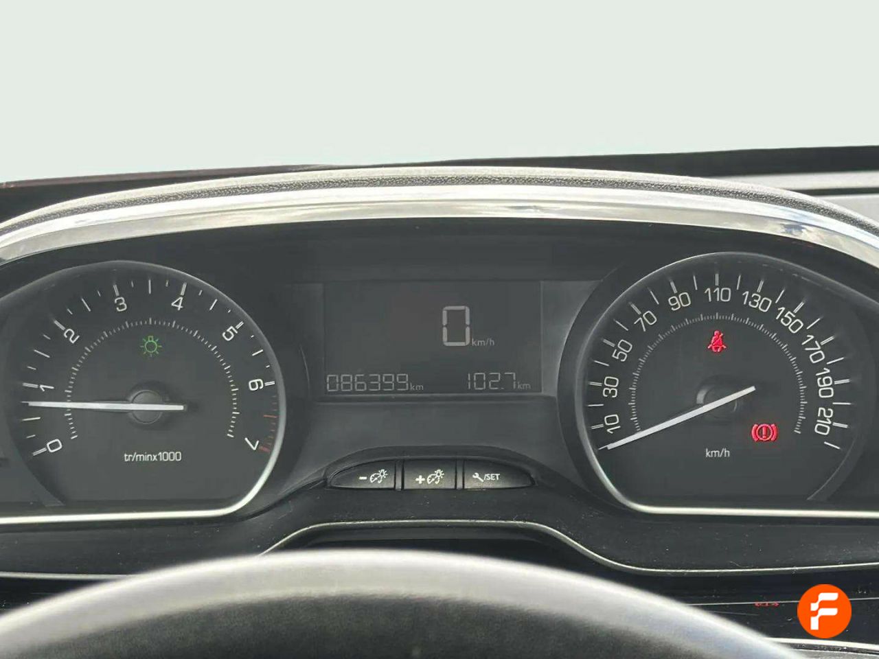 Foto Peugeot 208 12