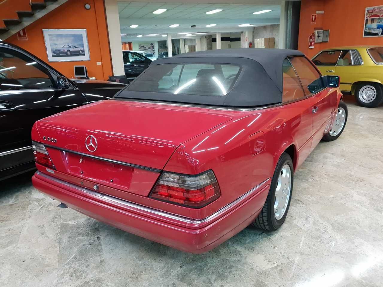 Foto Mercedes-Benz Clase E 4