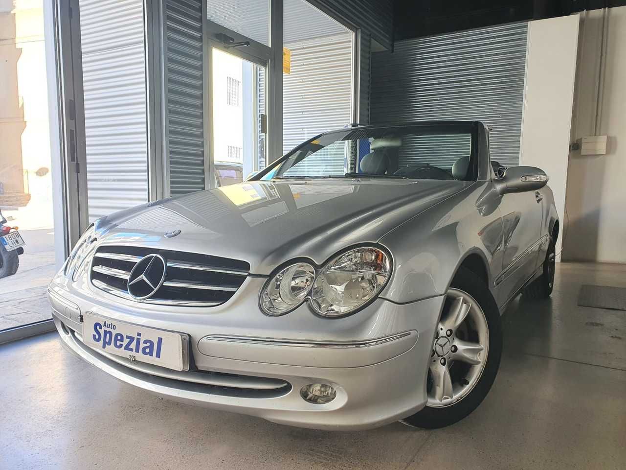 Foto Mercedes-Benz Clase CLK 21