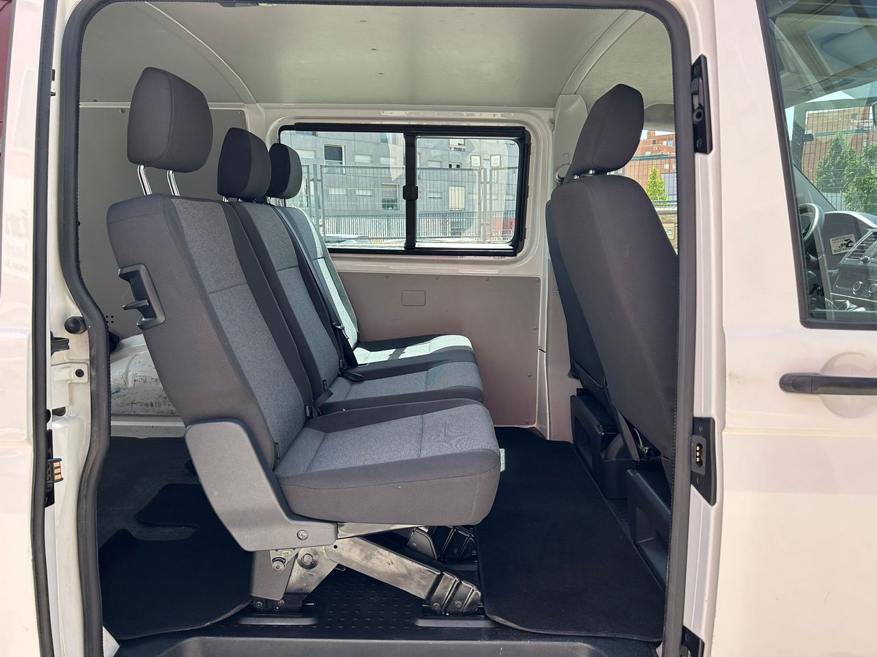 Foto Volkswagen Transporter 12