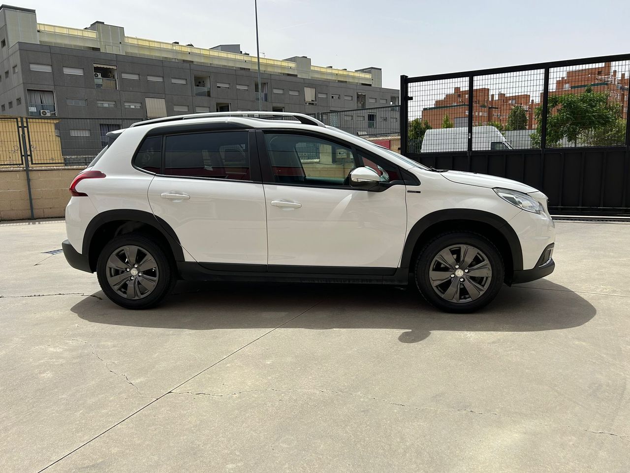 Foto Peugeot 2008 3