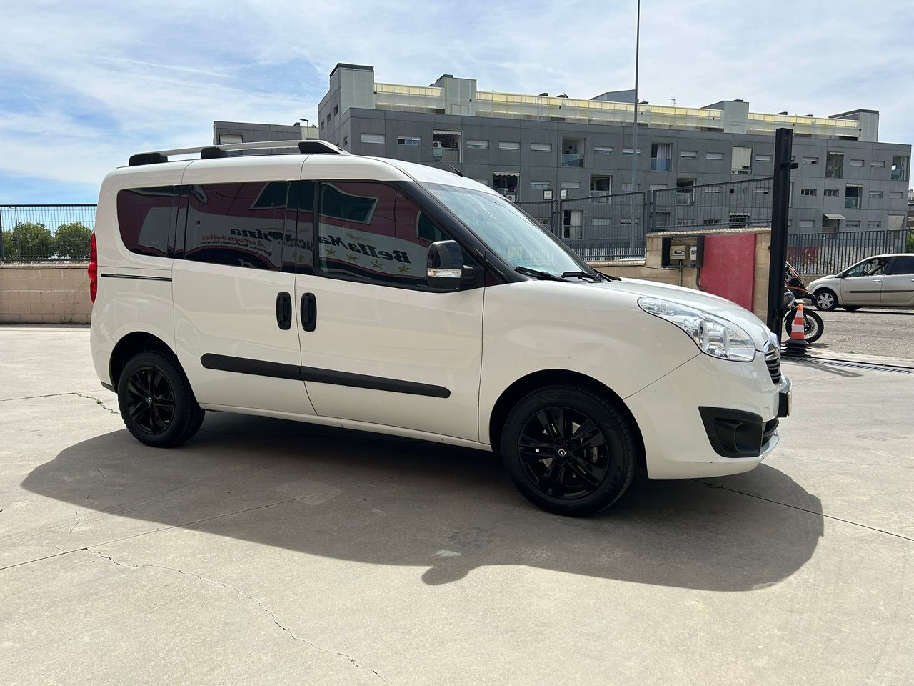 Foto Opel Combo 12