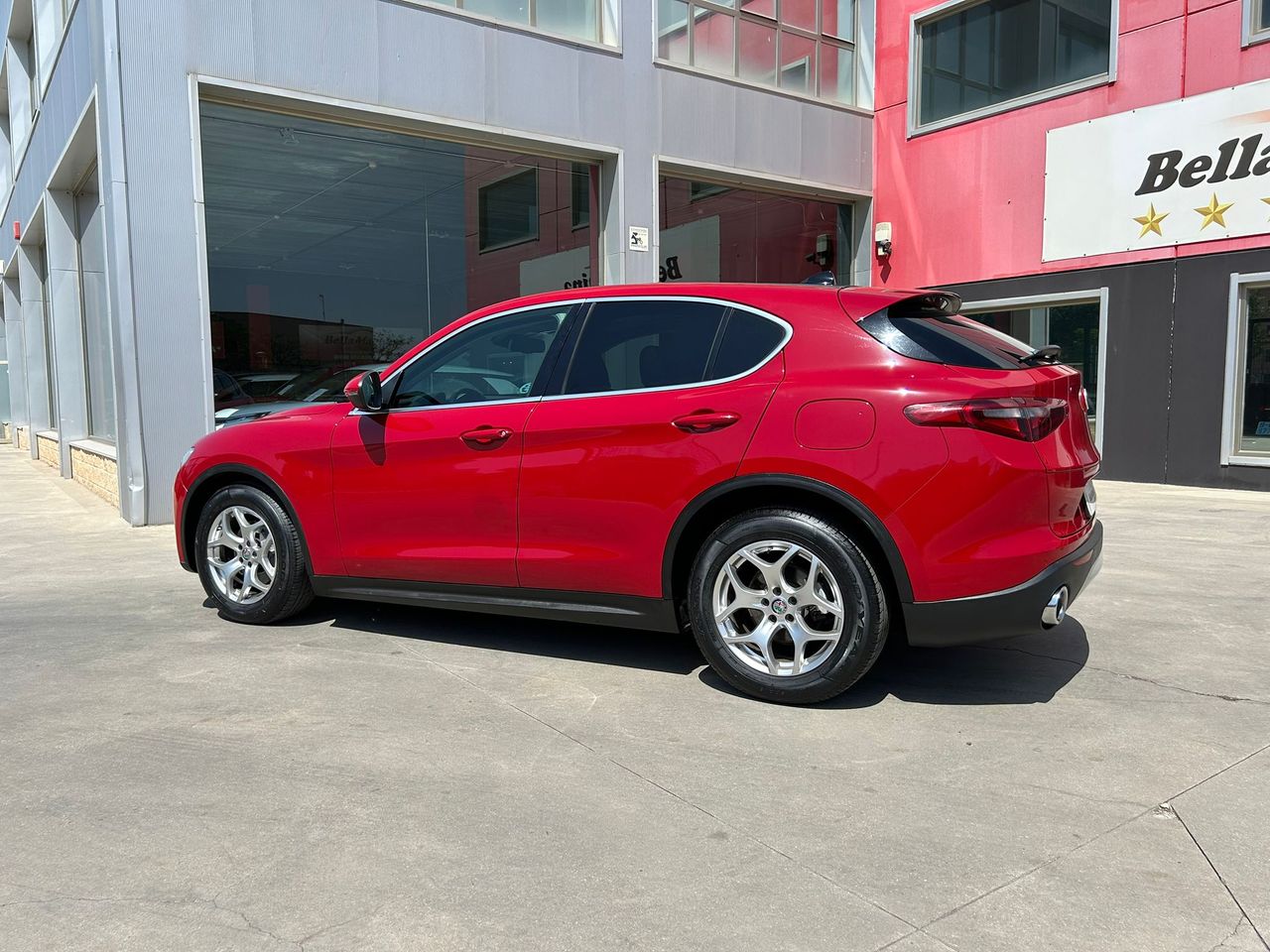 Foto Alfa Romeo Stelvio 5