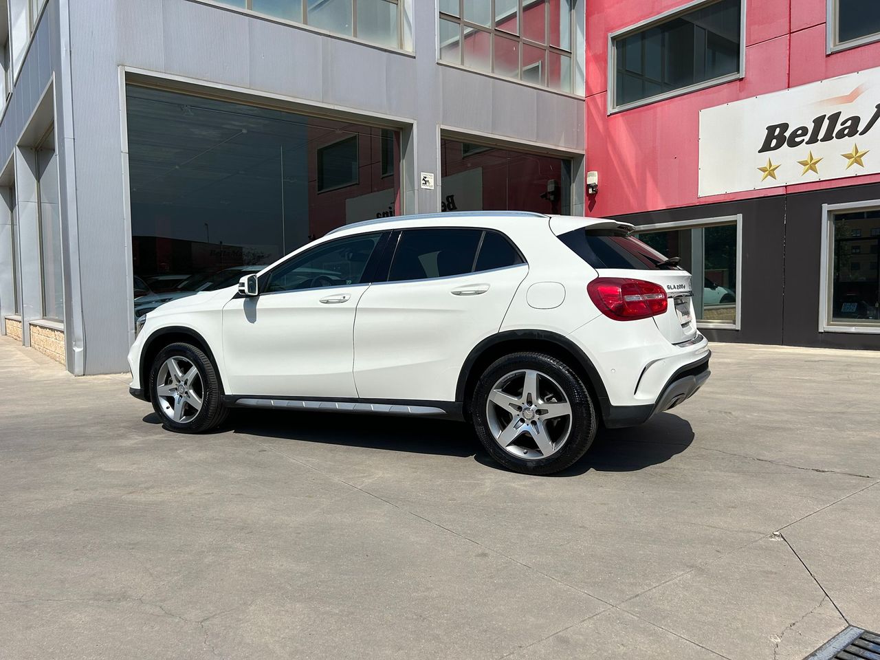 Foto Mercedes-Benz Clase GLA 4