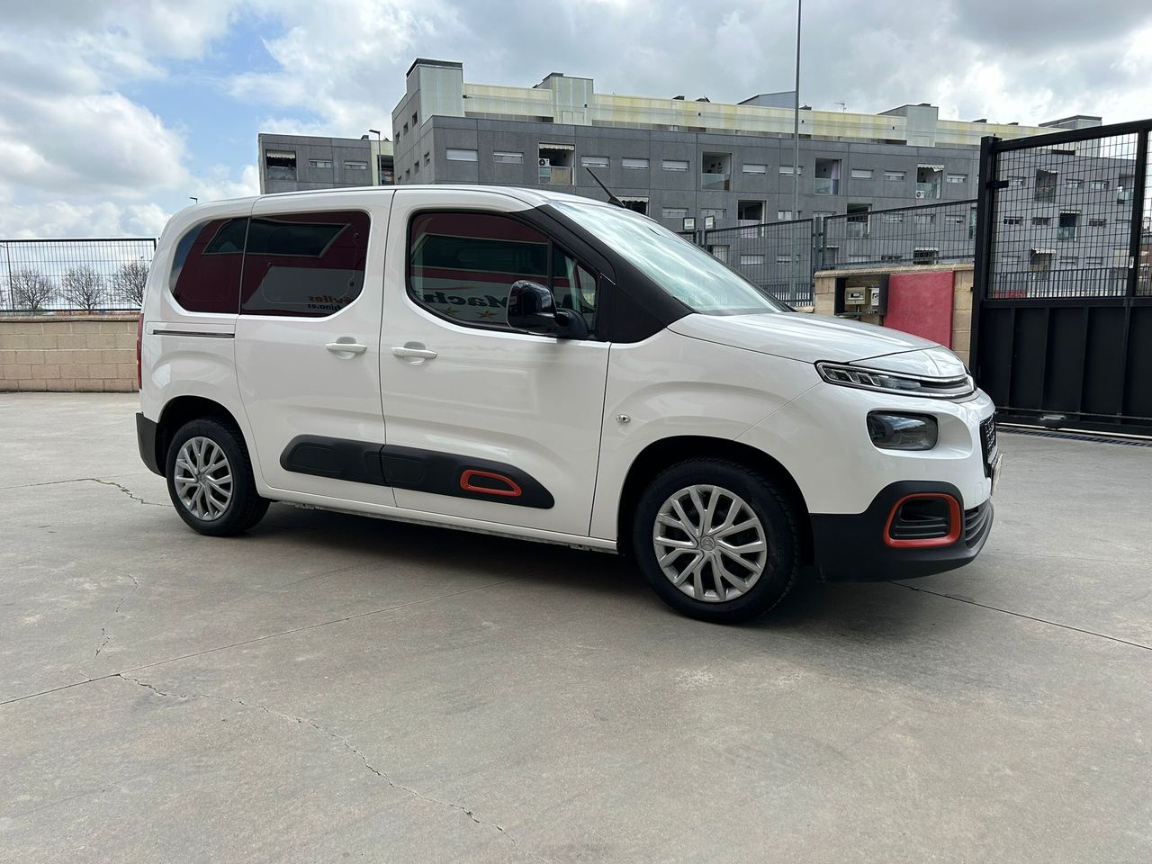 Foto Citroën Berlingo 5