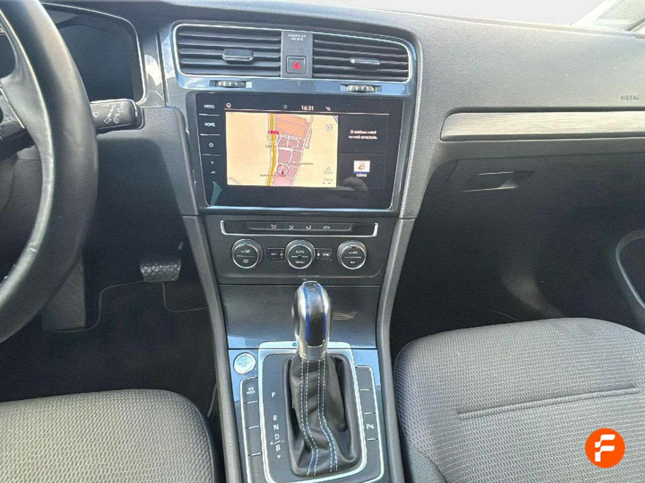 Foto Volkswagen Golf 13