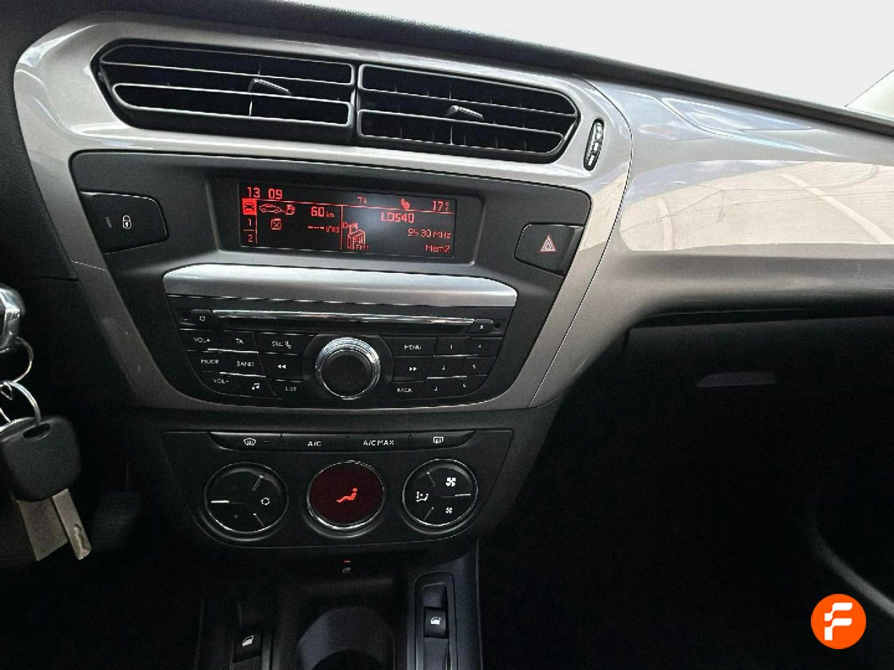 Foto Citroën C-Elysèe 17