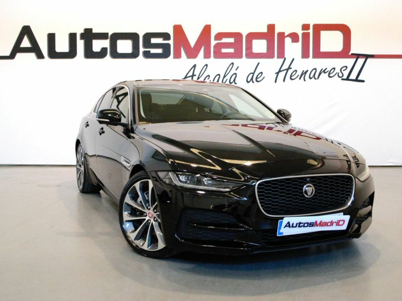 Foto Jaguar XE 1