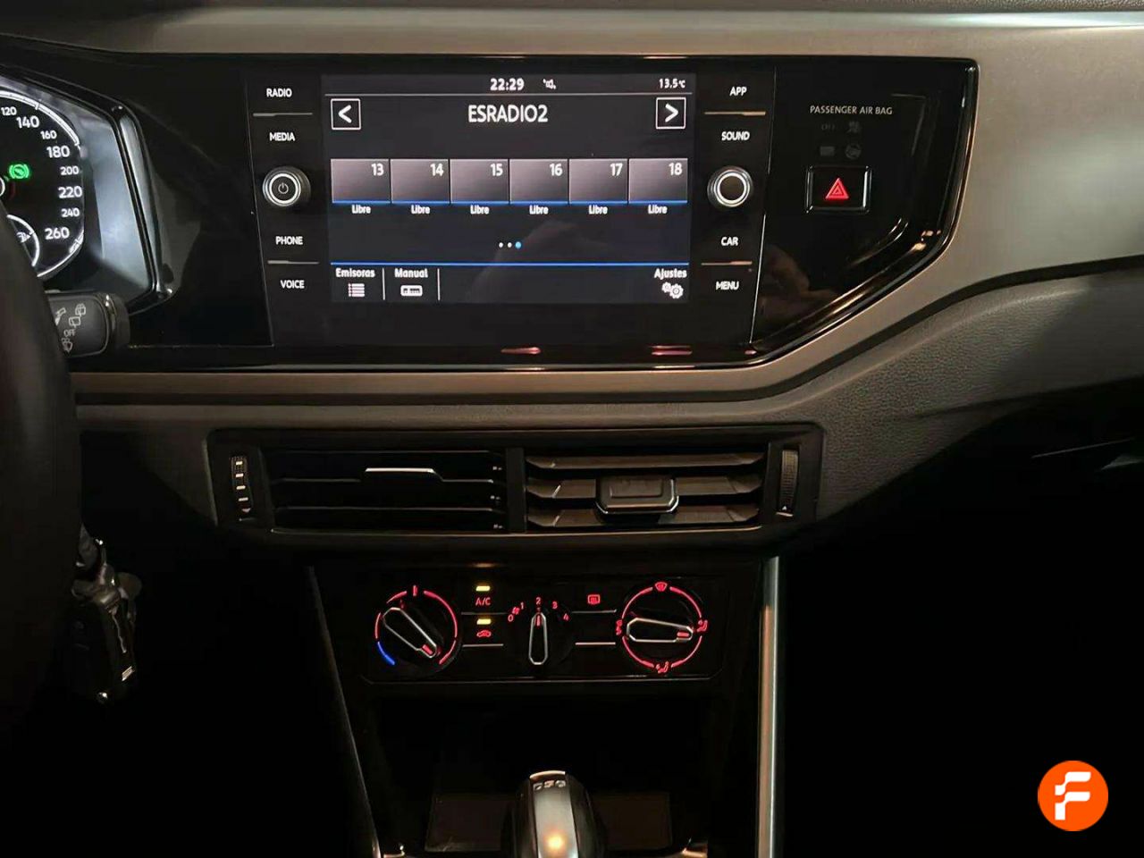 Foto Volkswagen Polo 15