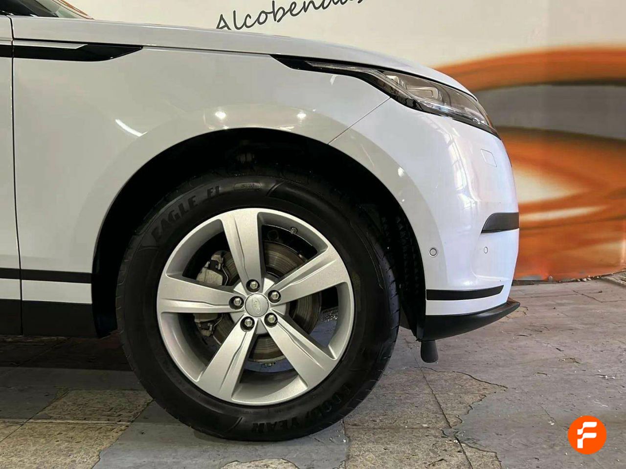 Foto Land-Rover Range Rover Velar 26