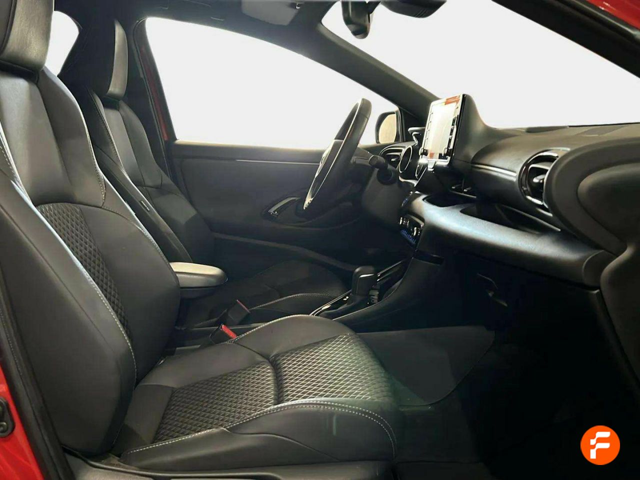Foto Toyota Yaris 12