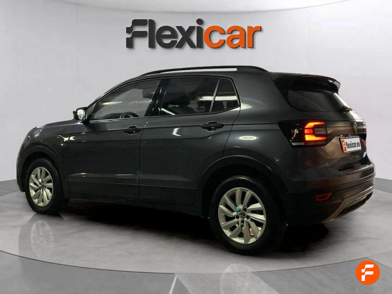 Foto Volkswagen T-Cross 5