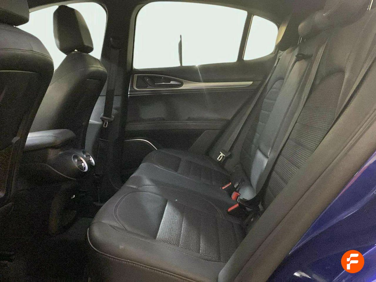 Foto Alfa Romeo Stelvio 12
