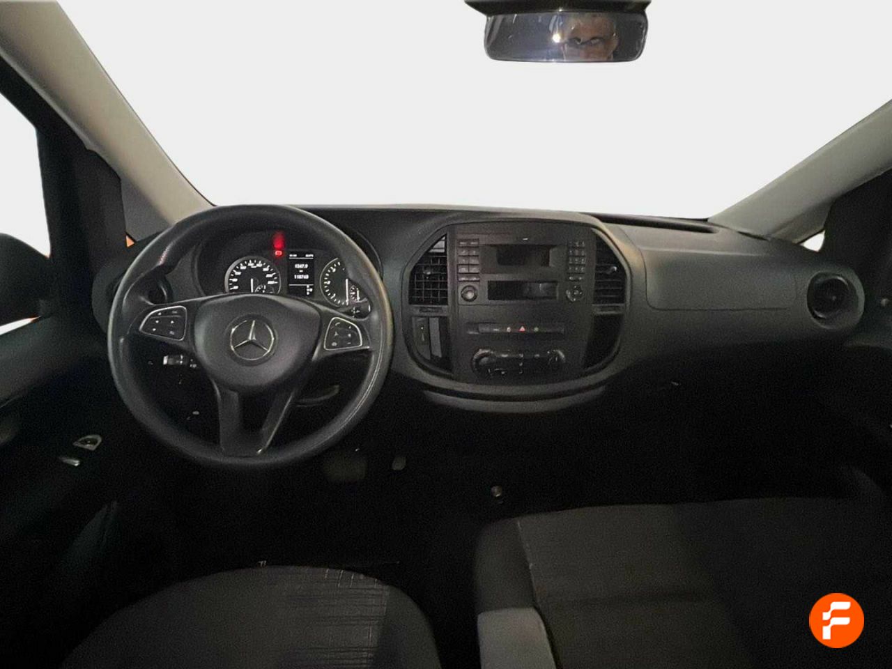 Foto Mercedes-Benz Vito 26