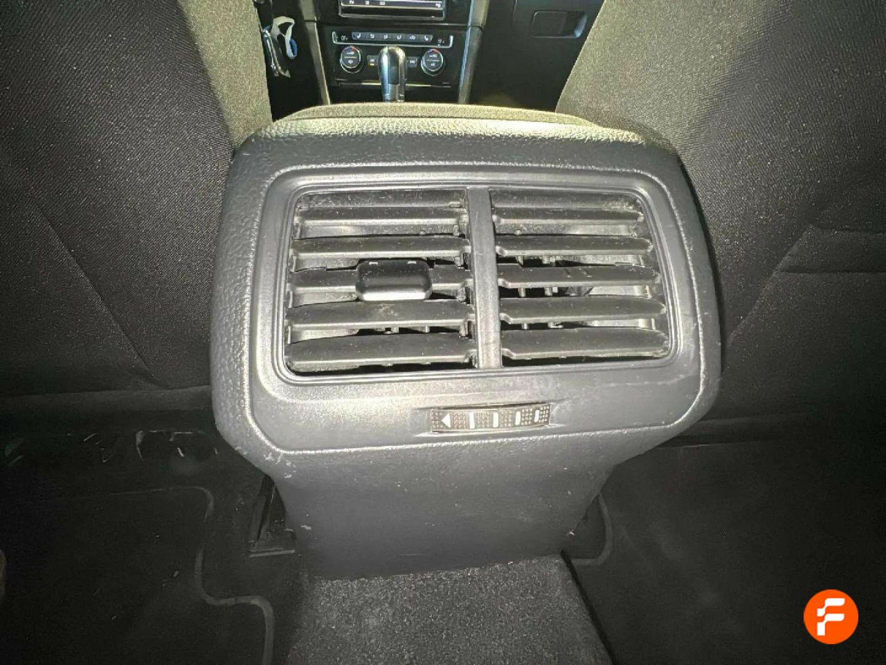 Foto Volkswagen Golf 27