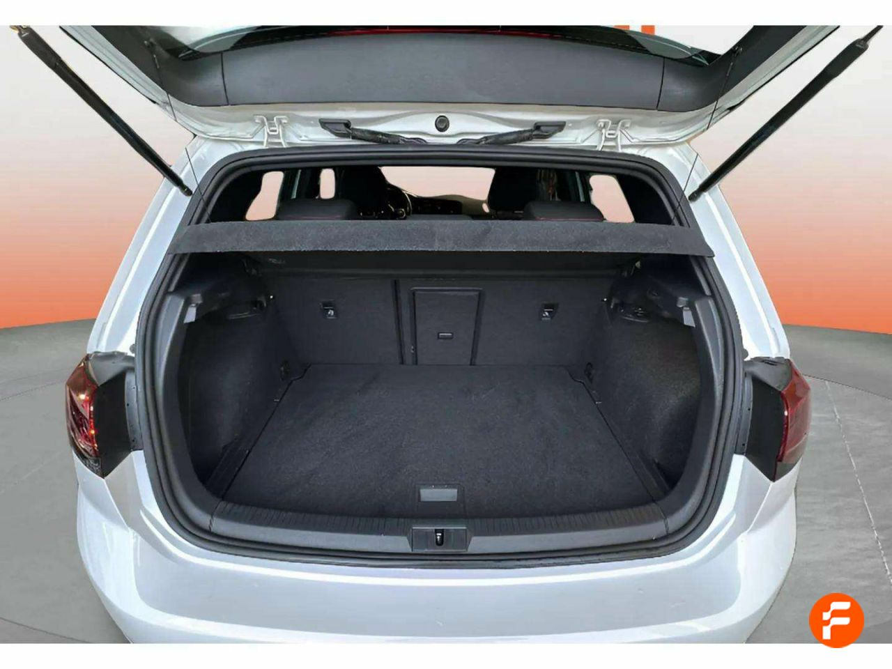 Foto Volkswagen Golf 16