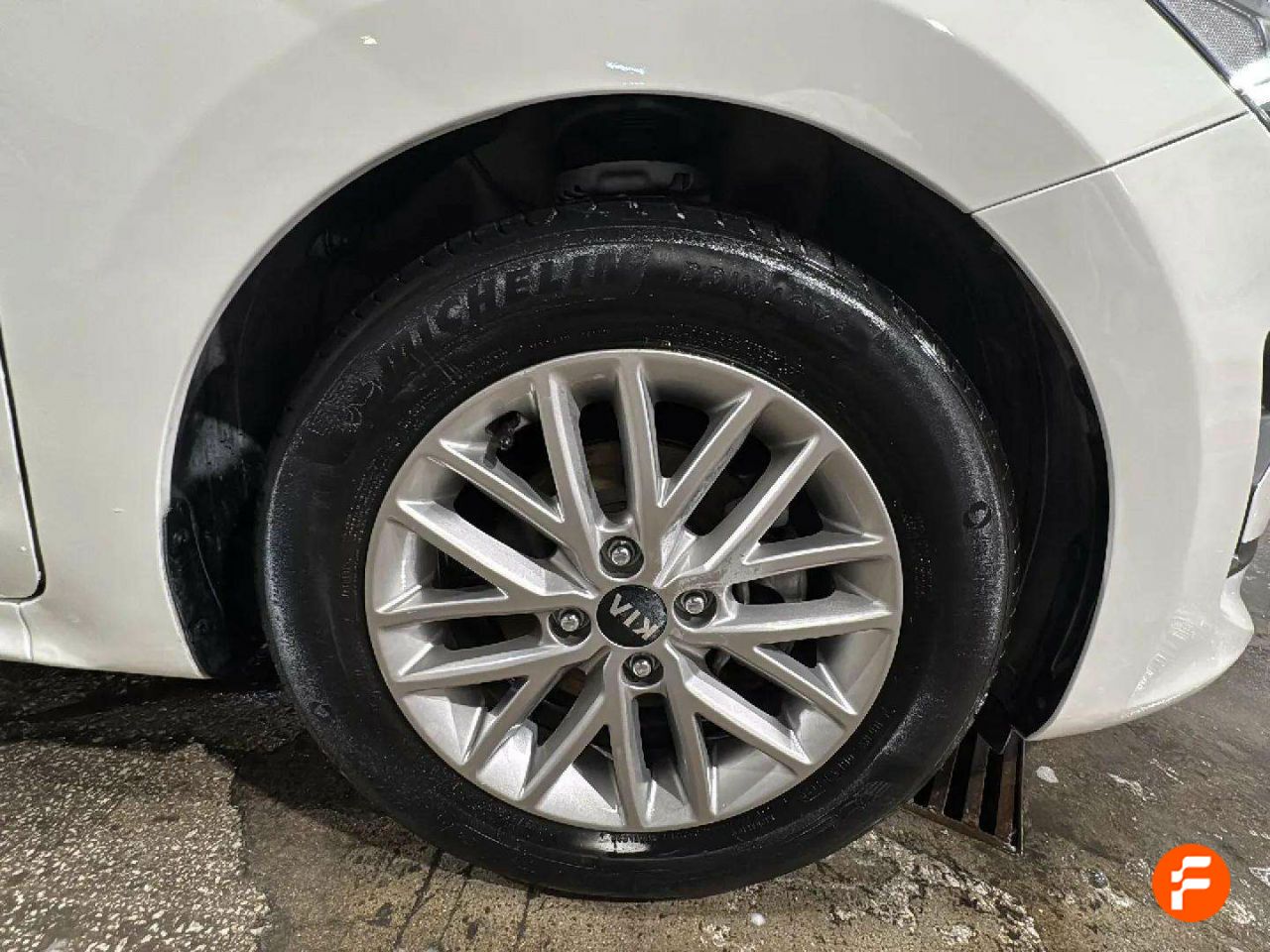 Foto Kia Rio 17