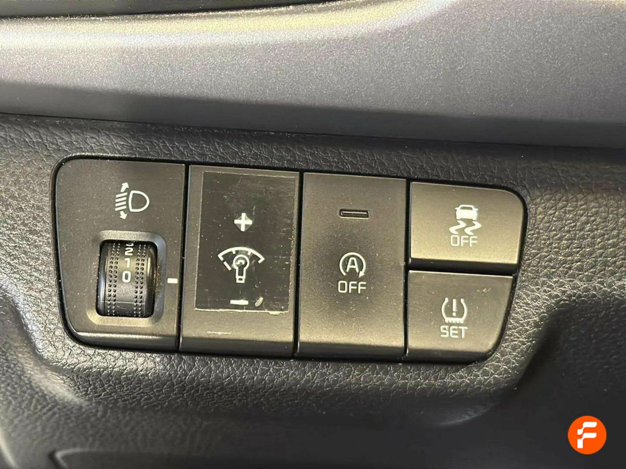 Foto Kia Rio 24