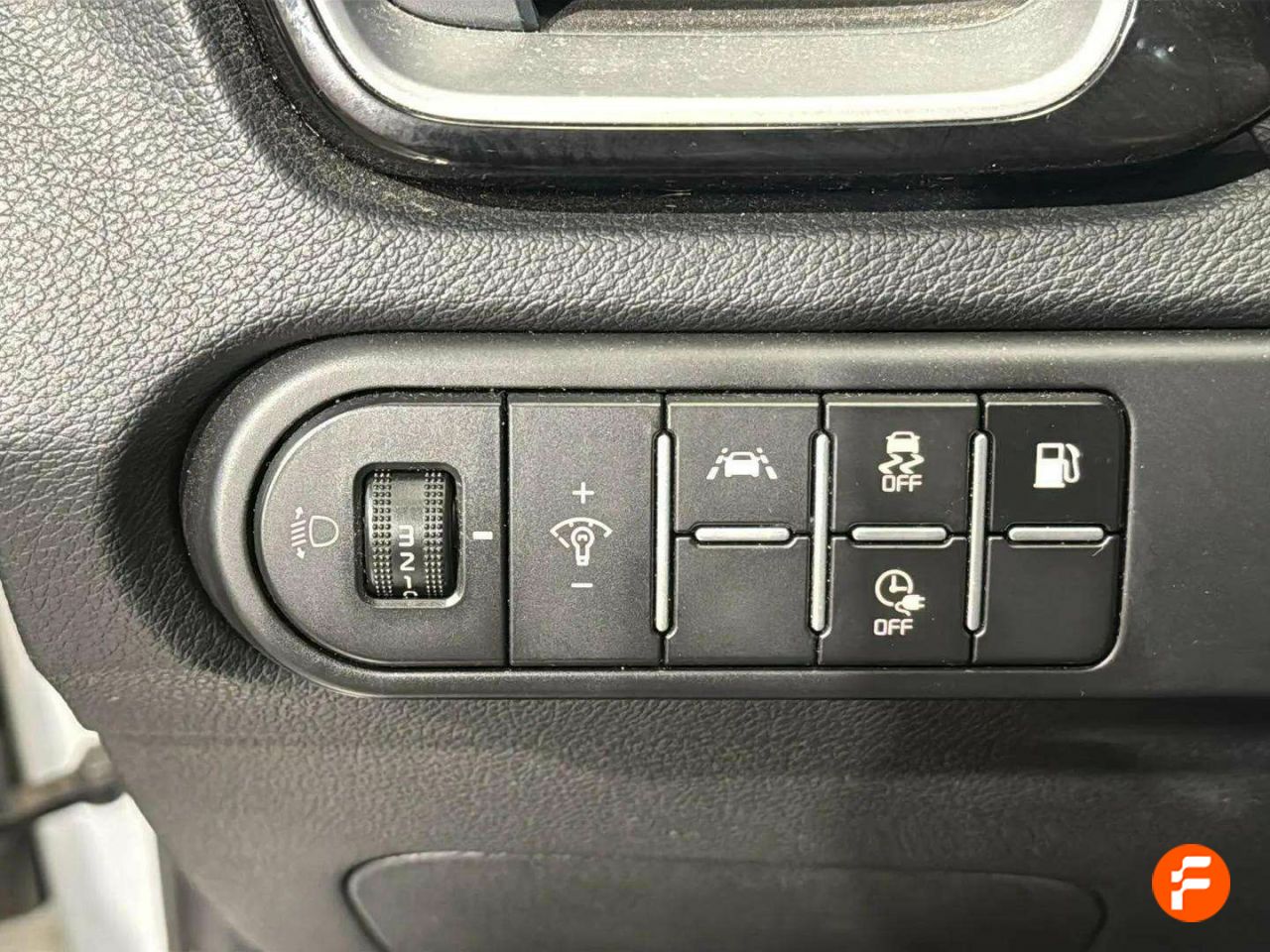 Foto Kia XCeed 22