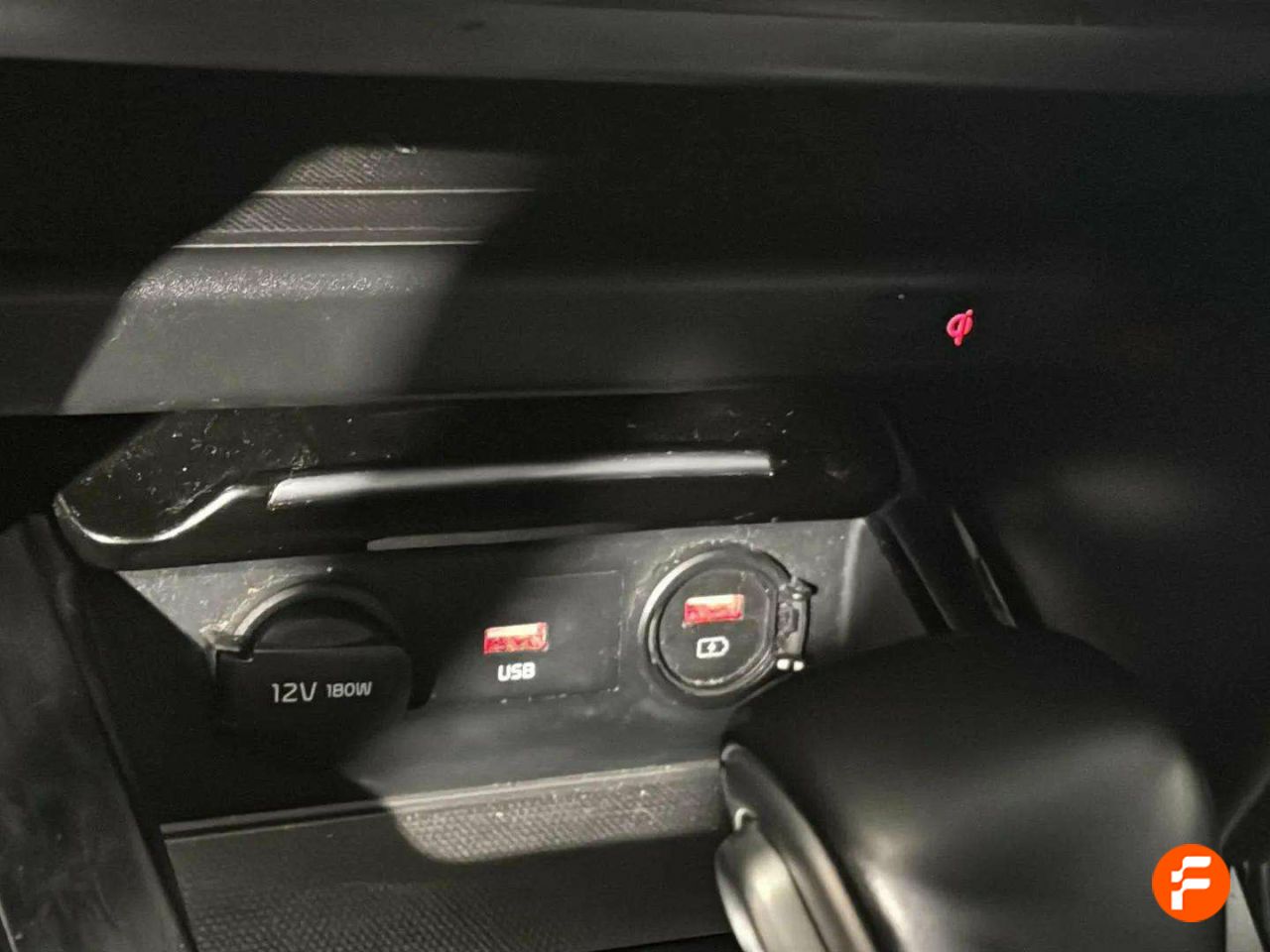 Foto Kia XCeed 24