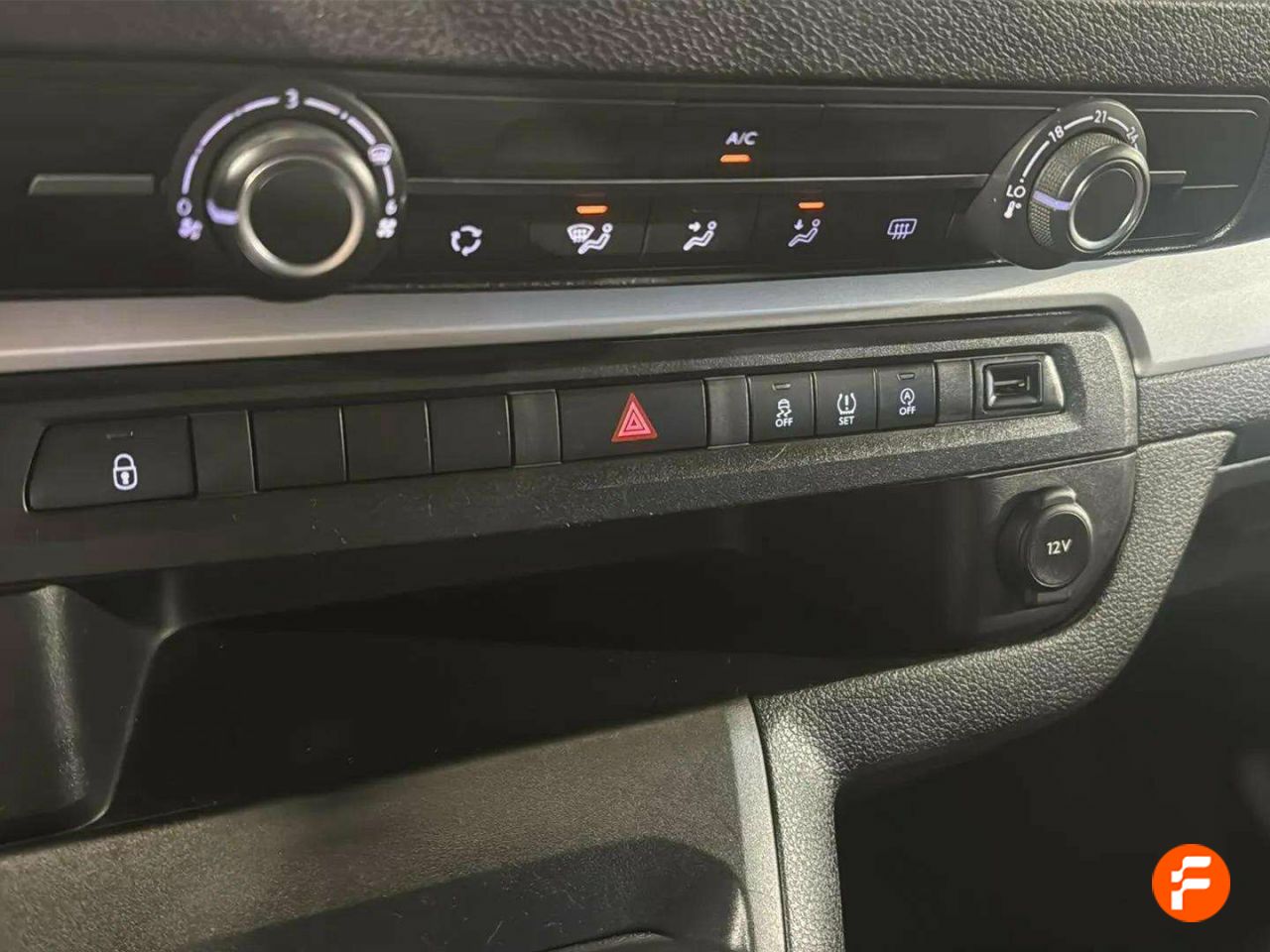 Foto Citroën Spacetourer 27