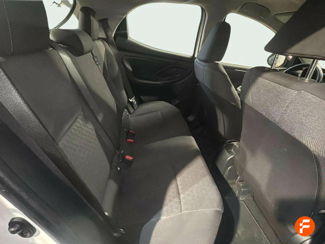 Foto Toyota Yaris 15