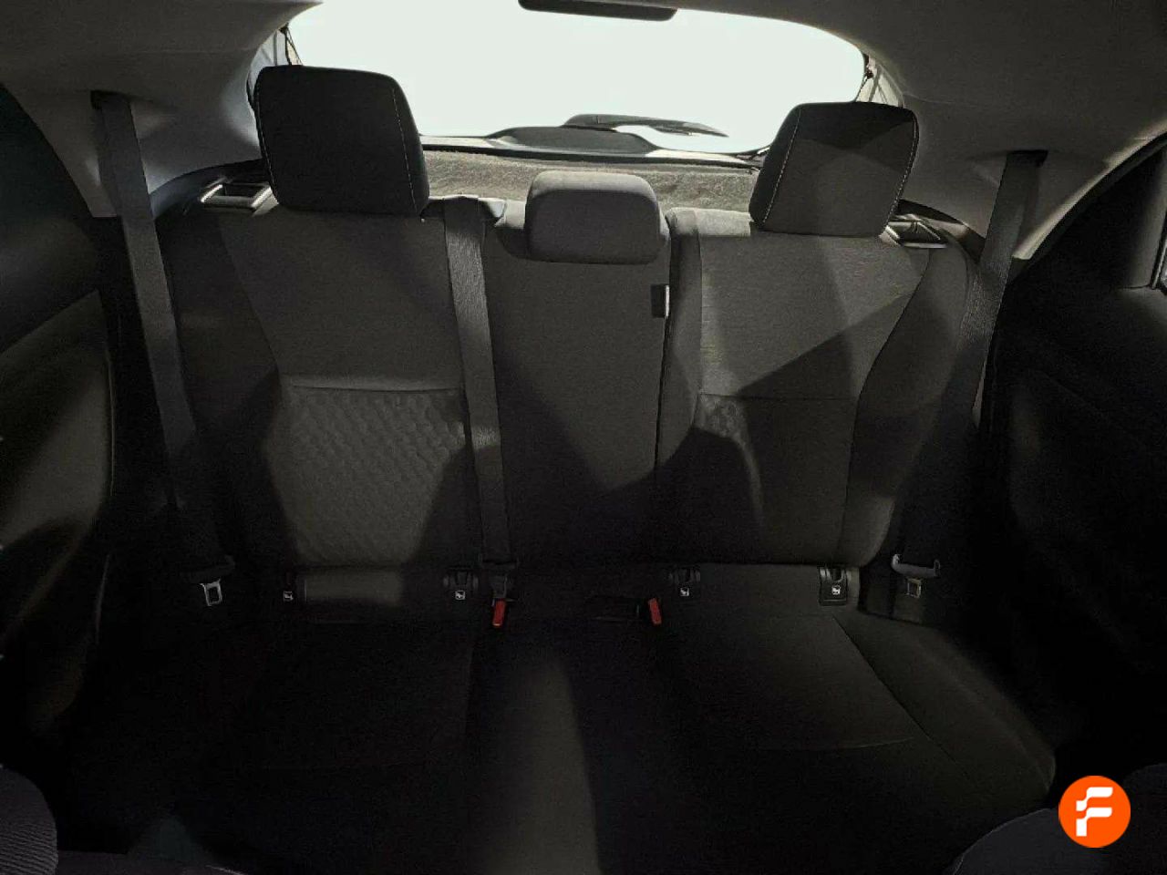 Foto Toyota Yaris 16