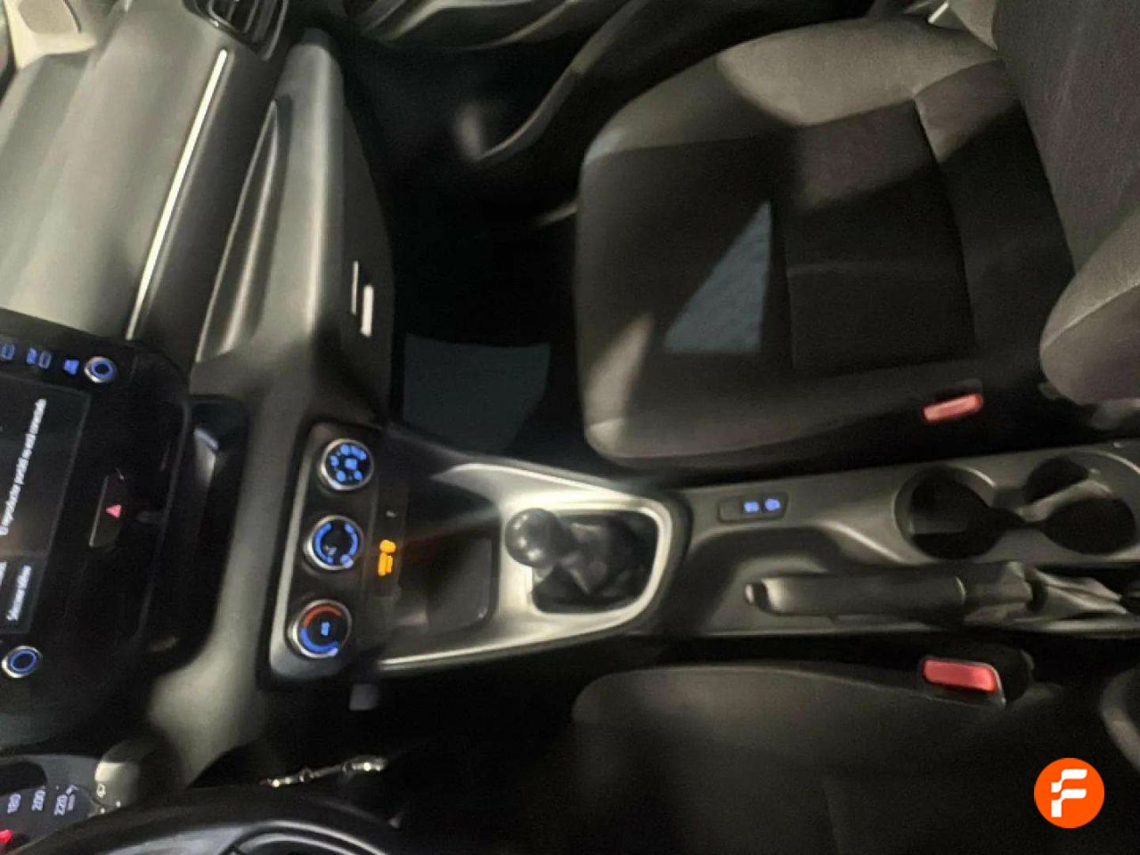 Foto Toyota Yaris 27
