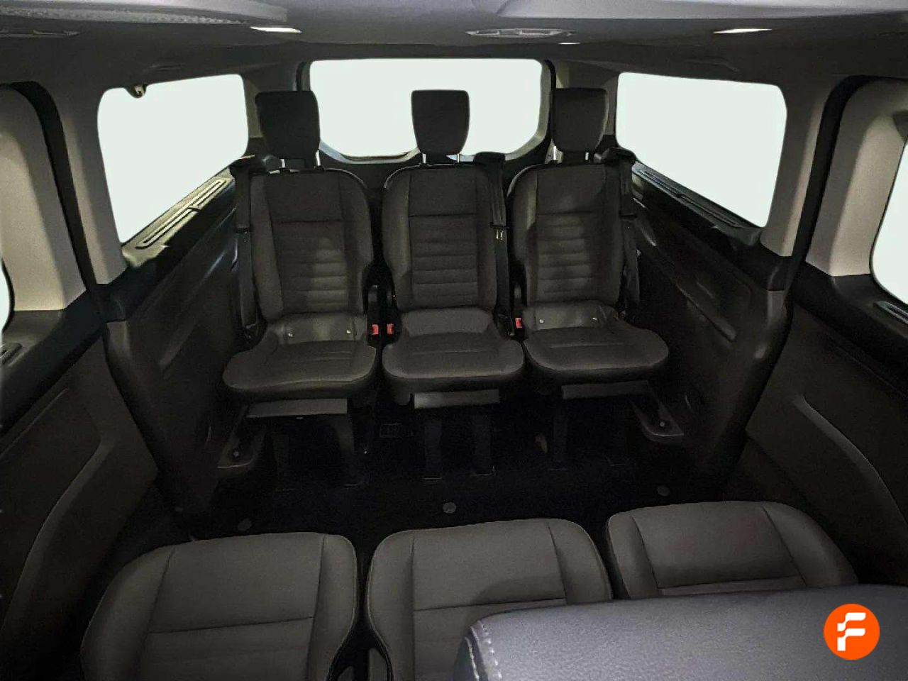 Foto Ford Tourneo Custom 15