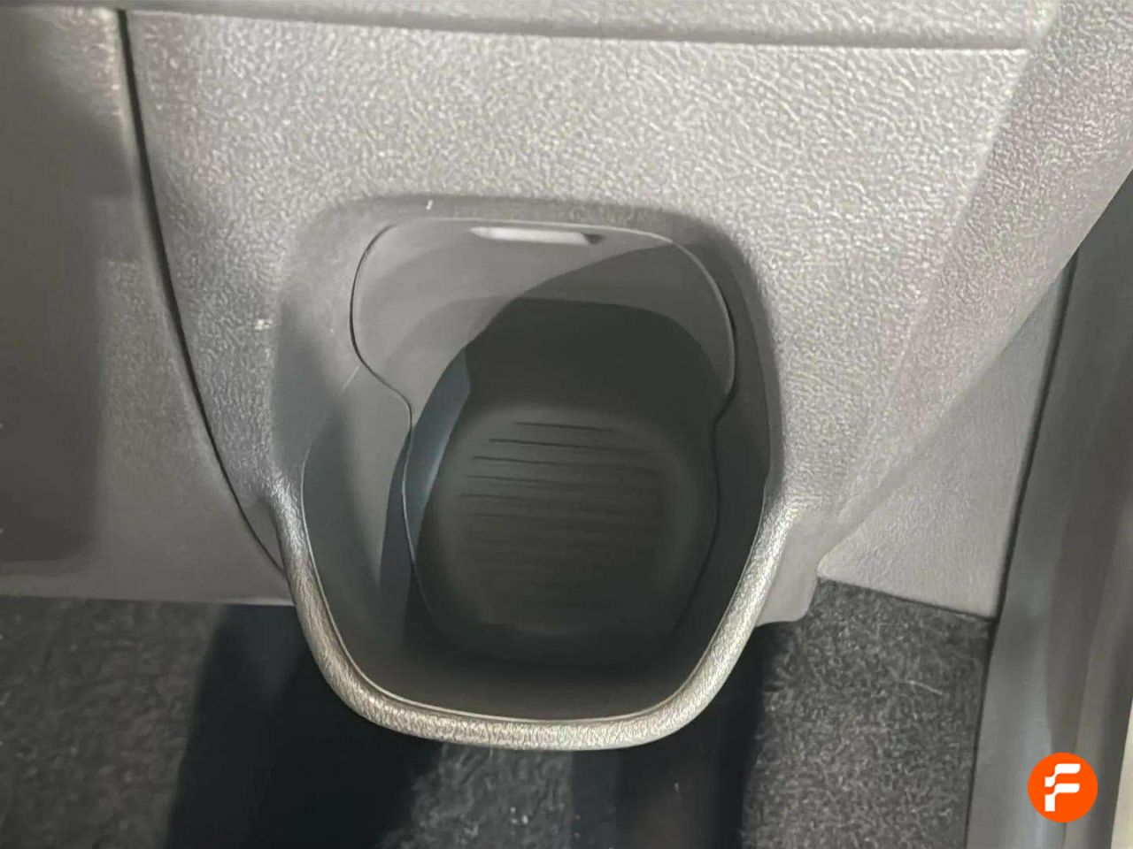 Foto Ford Tourneo Custom 20
