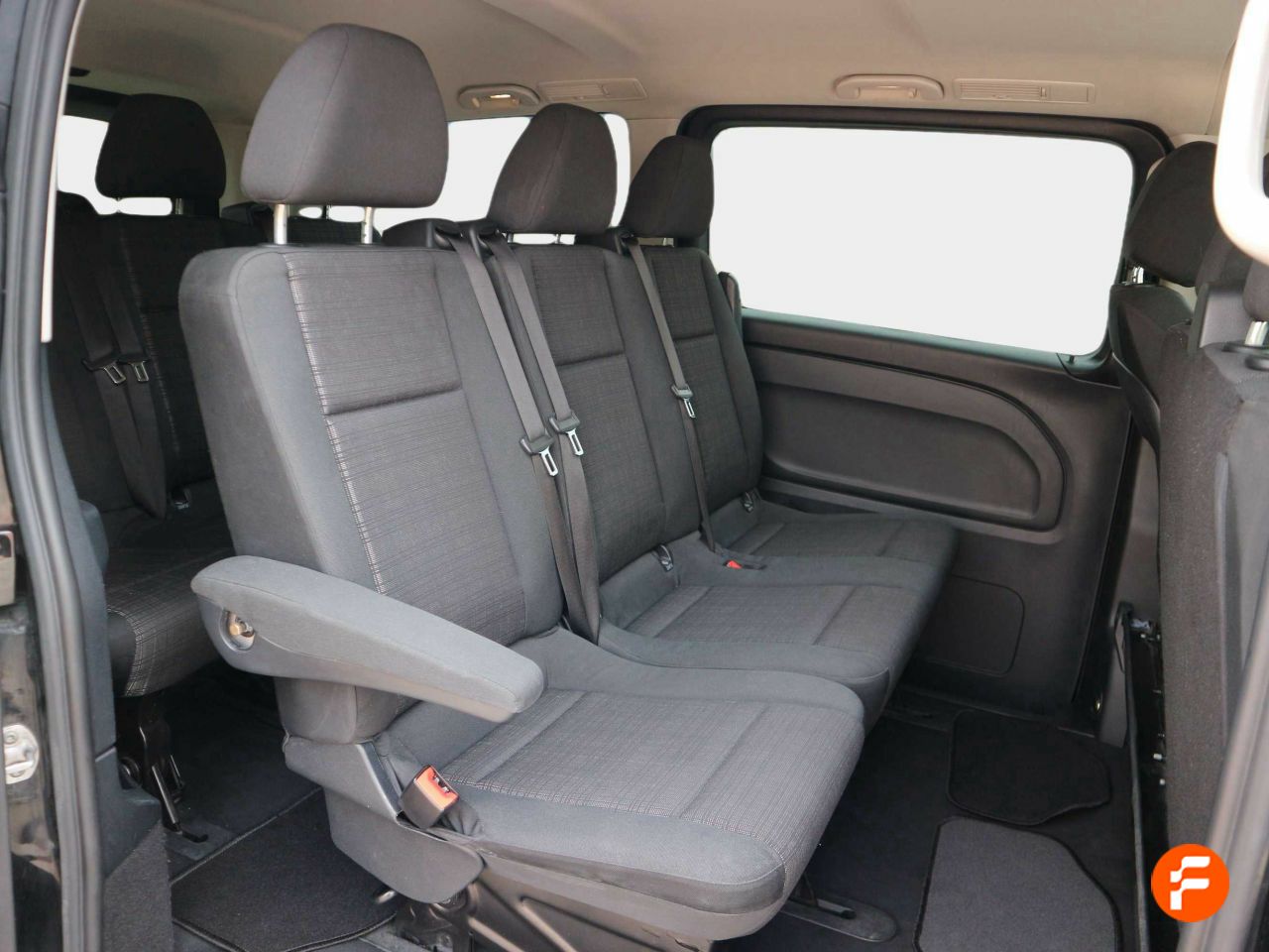 Foto Mercedes-Benz Vito 21
