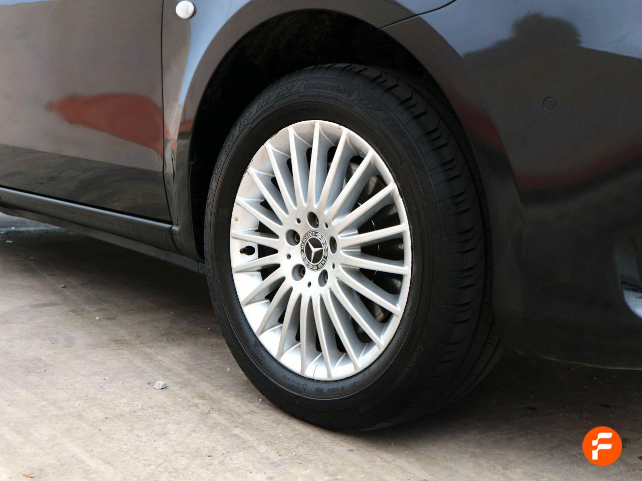 Foto Mercedes-Benz Vito 25