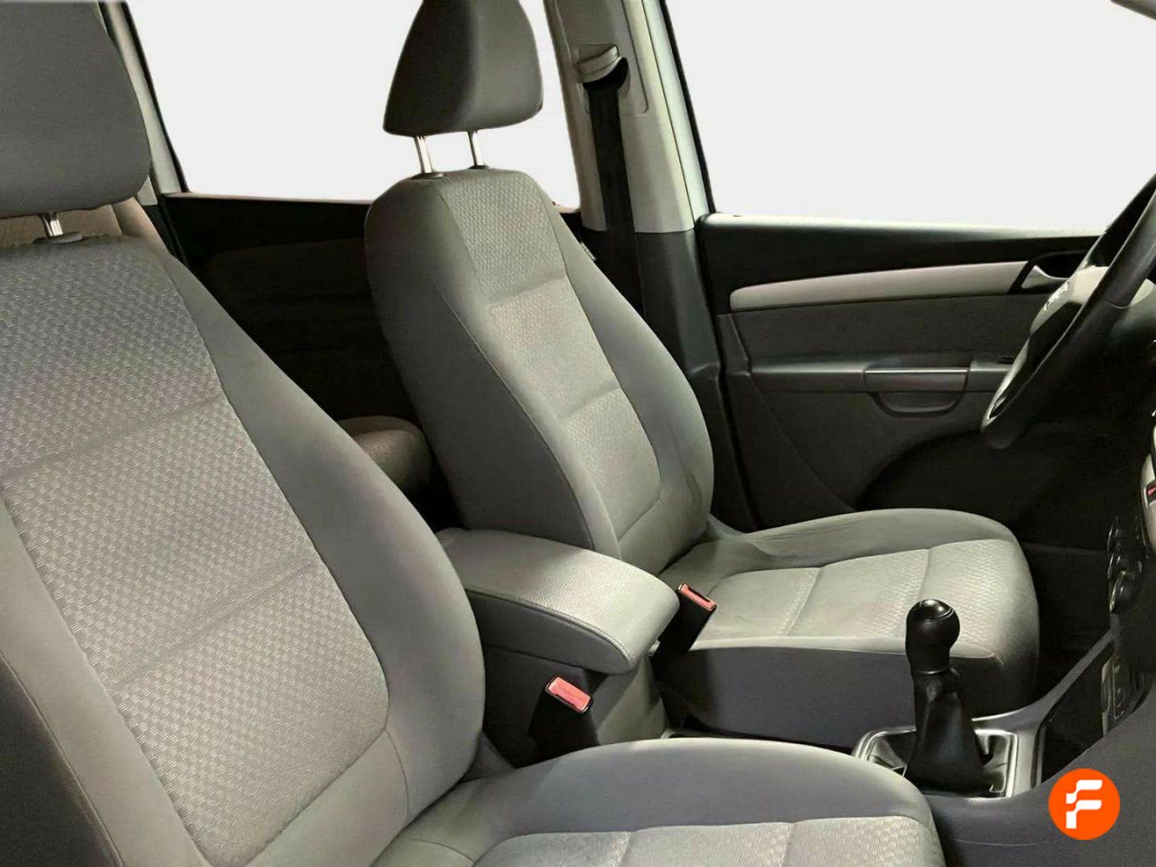 Foto Seat Alhambra 16
