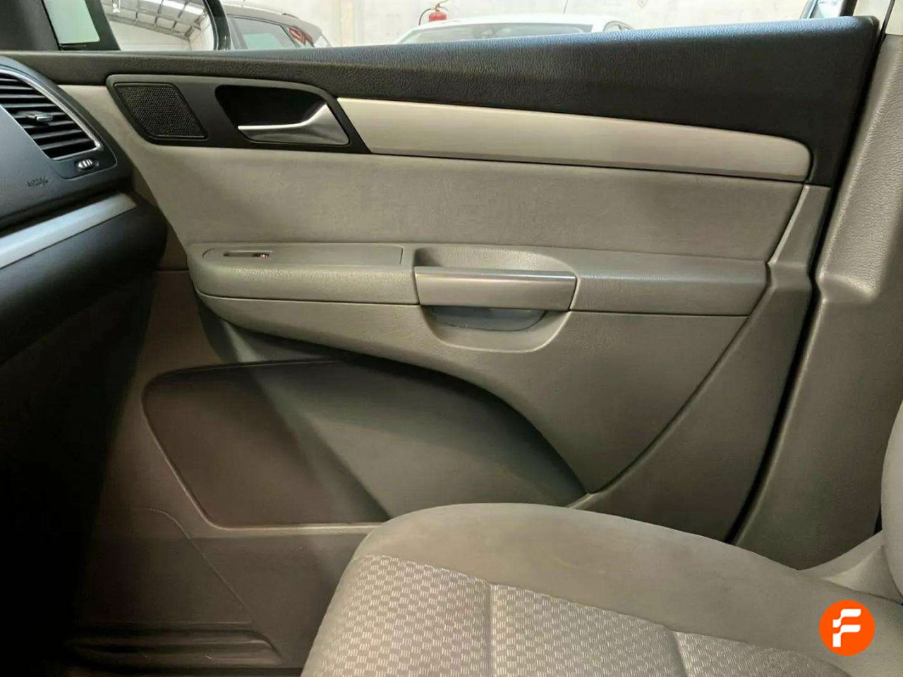 Foto Seat Alhambra 26