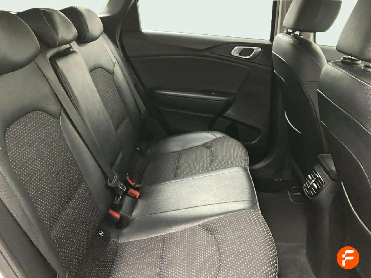 Foto Kia Ceed 13
