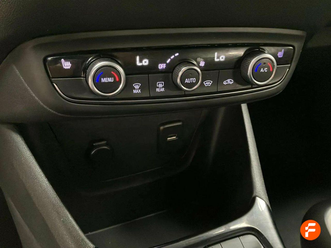 Foto Opel CrossLand 21