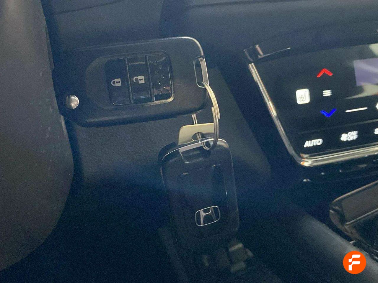 Foto Honda HR-V 16