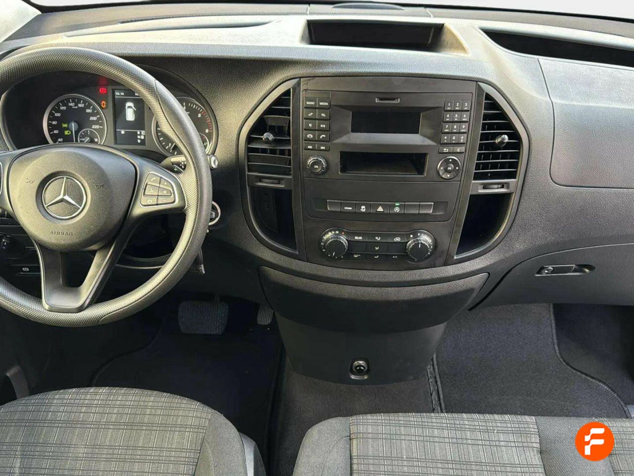 Foto Mercedes-Benz Vito 20