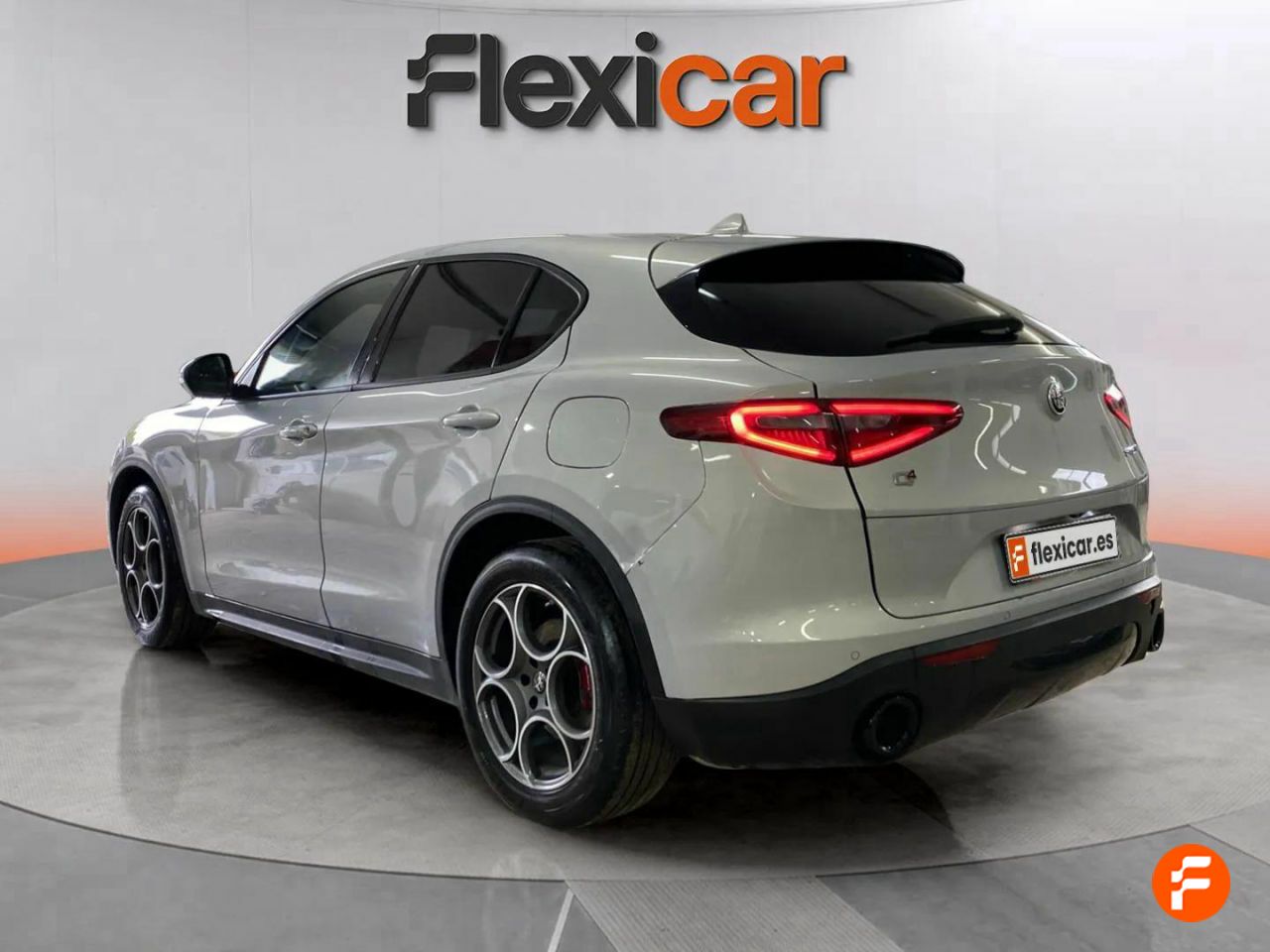 Foto Alfa Romeo Stelvio 5