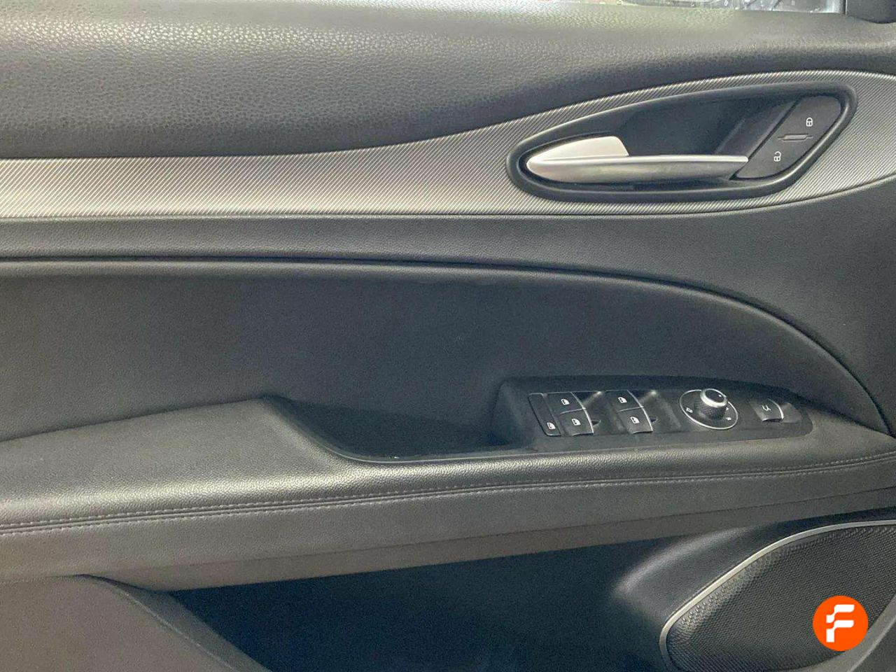 Foto Alfa Romeo Stelvio 24