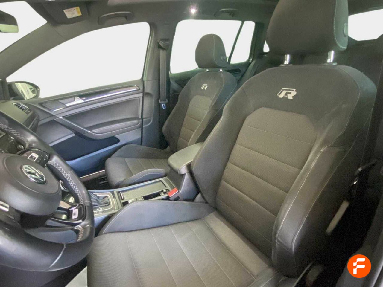 Foto Volkswagen Golf 14