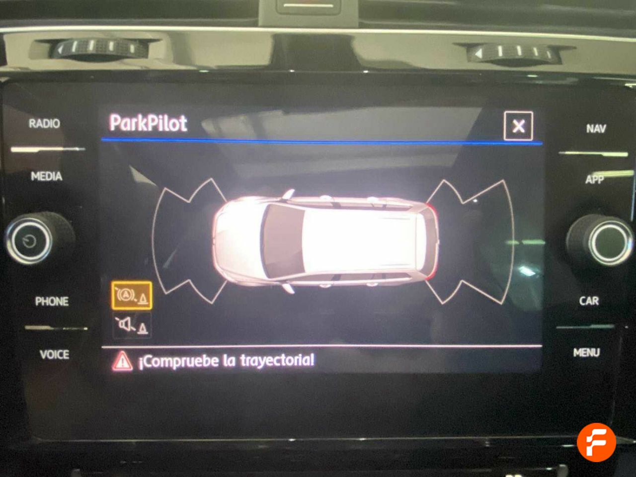 Foto Volkswagen Golf 23