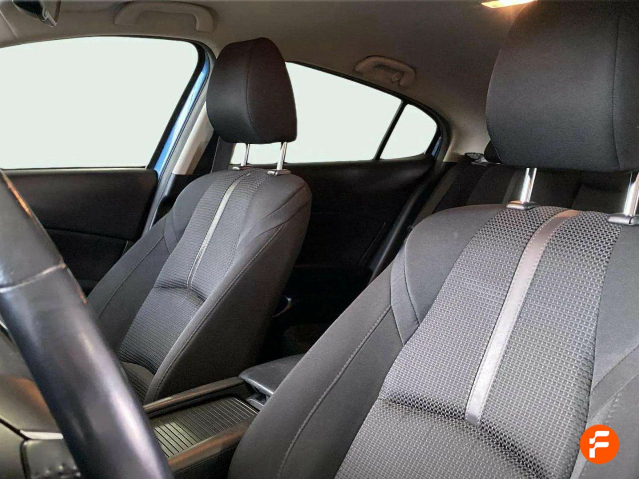 Foto Mazda Mazda3 16
