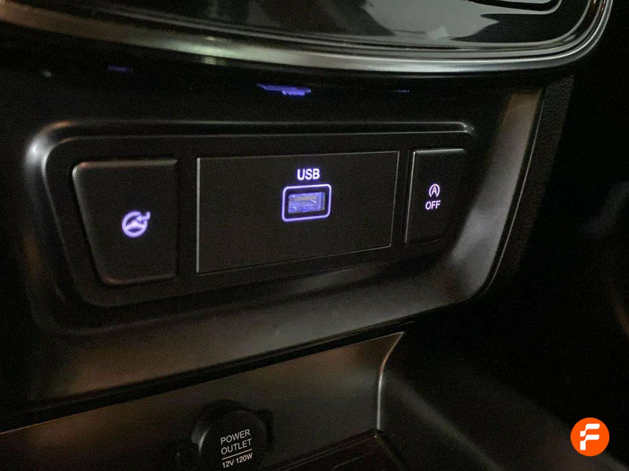 Foto SsangYong Tivoli 25