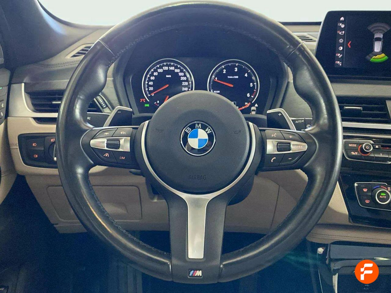 Foto BMW X1 12
