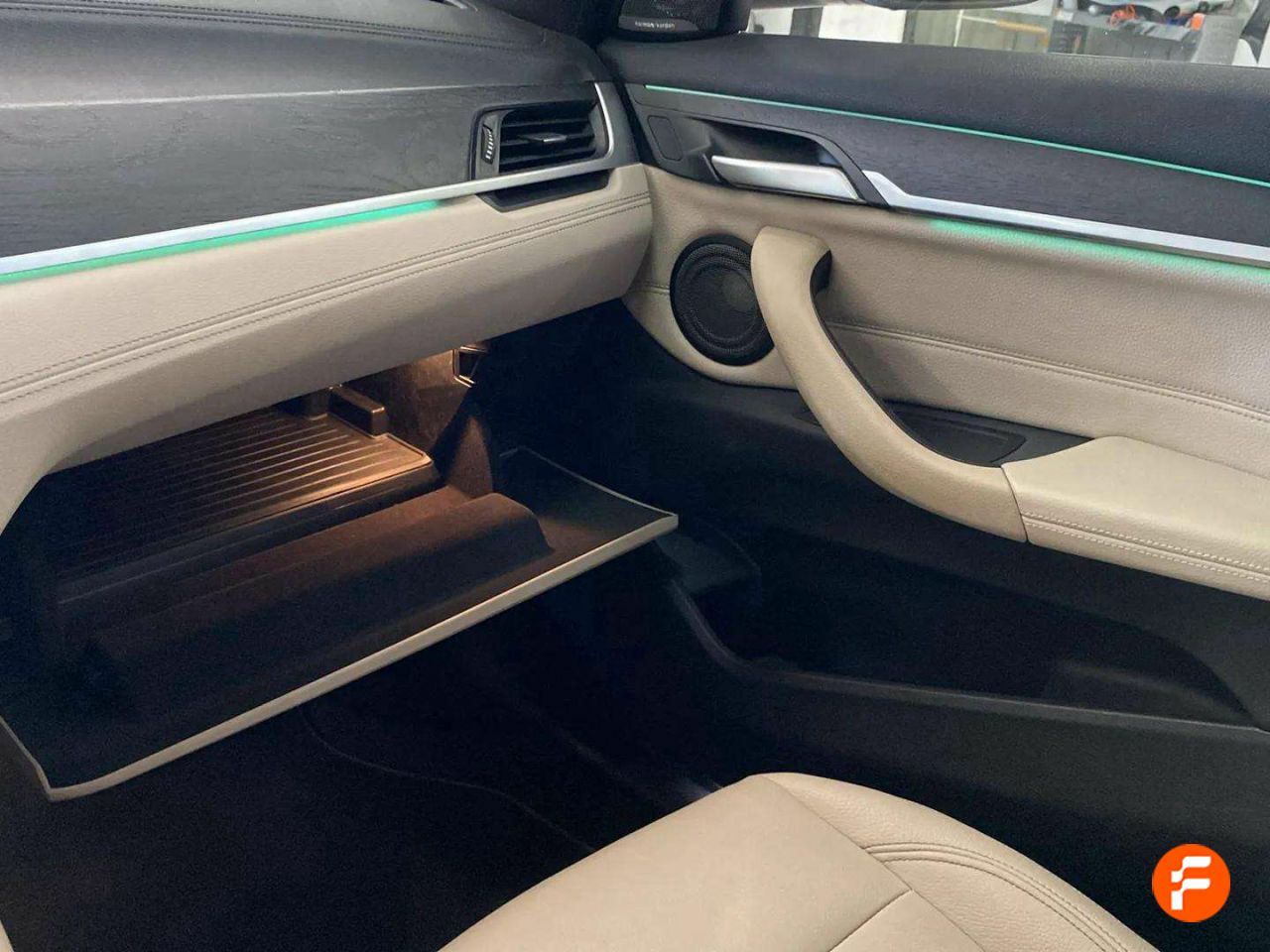 Foto BMW X1 30